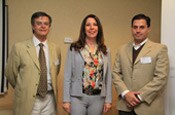 Guillermo Díaz, Jefe de Personal; Verónica Zigante, Gerente de Recursos Humanos, ambos de Jonhson S.A. y Hernán Bustamante, Jefe de Compensaciones de El Mercurio.