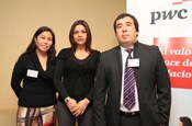 Suki Majoo, HR Associate PPD International Holding Inc. y Cía. Ltda.; Paola Concha, Analista de Remuneraciones Automotores Gildemester S.A. y José Luis Godoy, Encargado de Licencias Médicas Pontificia Universidad Católica de Chile. 