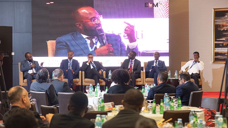 I Conferência E&M e PwC (Galeria de fotografias)