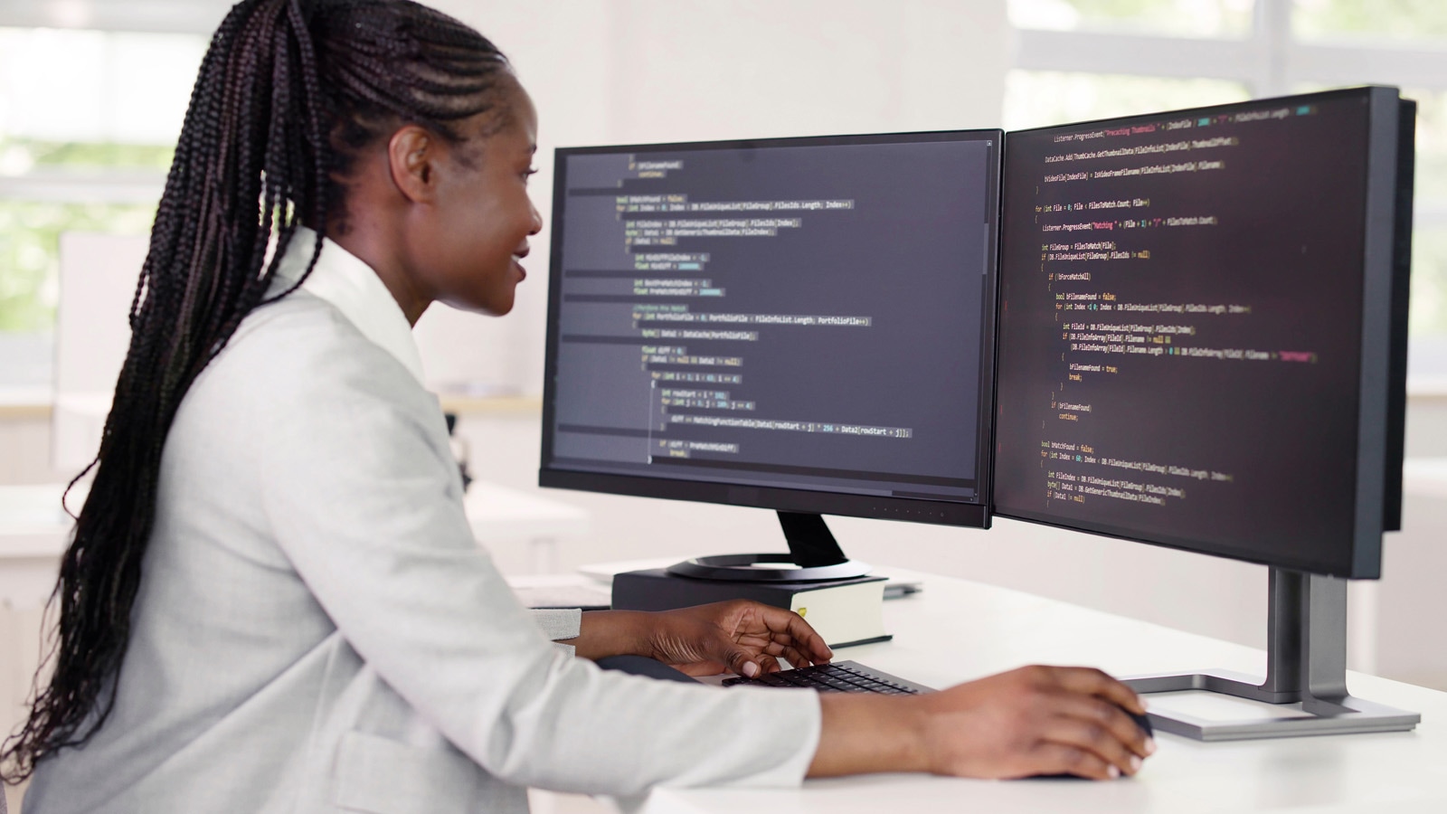 Cuando el ataque se convierte en la mejor defensa cómo obtener la ventaja cibernética