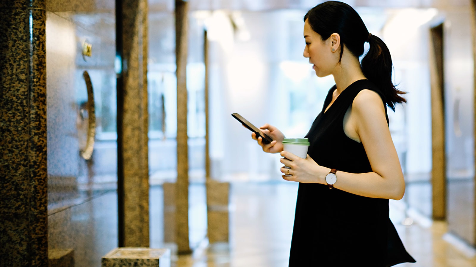 6つの価値観セグメントで読み解く日本の化粧品市場