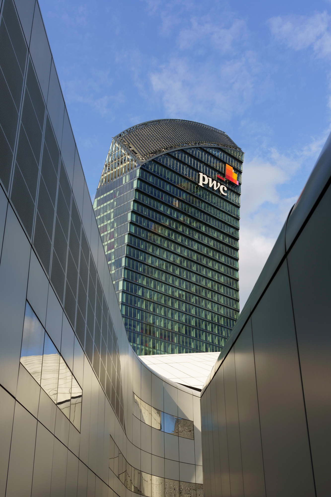 Imamagine di copertina per PwC e FAI