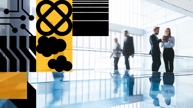 Alianza PwC y SAP, personas en hall de oficina