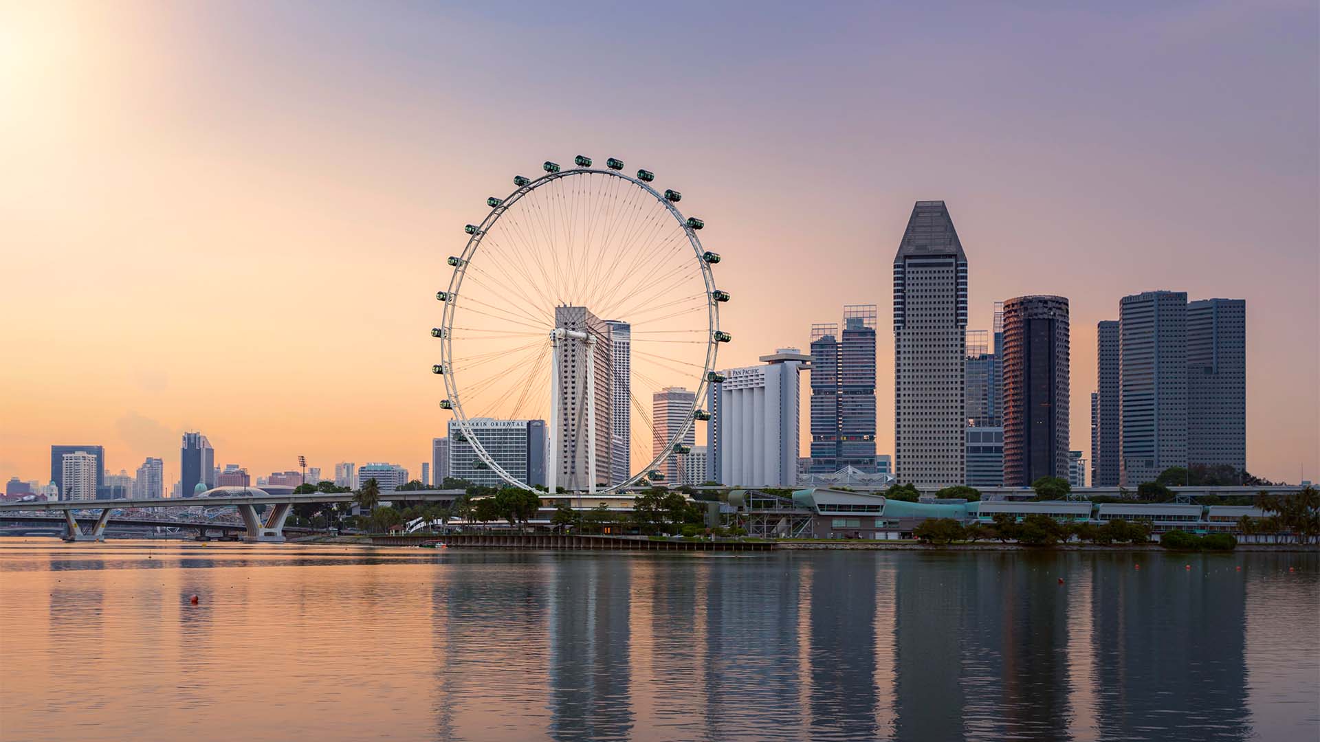 Skyline of Singapore, Singapore flyer central business district