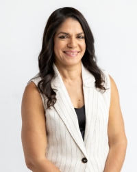 Lisa Awai