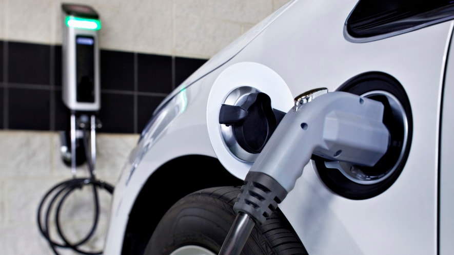 How EVs Will Change the Way Your Technicians Work - Fleet and Fuel  Management