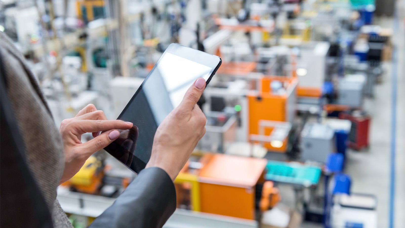 Connected plants manufacturing hero